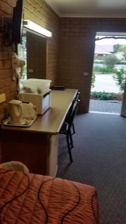 Darling Junction Motor Inn Wentworth Zewnętrze zdjęcie